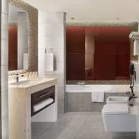 Suite with Lounge Access