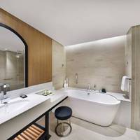 Corner Deluxe Room with Burj Khalifa view