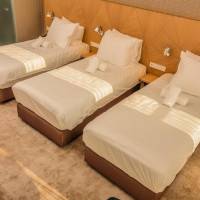 Deluxe Triple Room with View