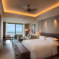 Deluxe King Room with Sea View
