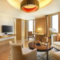 Premier Suite