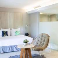 House Junior Suite with Balcony