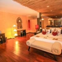 Deluxe Suite with Free Benefit