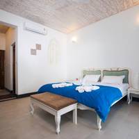 Superior Double Room with Pool View
