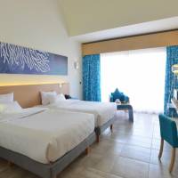 Standard Twin Room -Pool Side