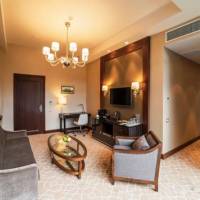 Deluxe Superior Suite