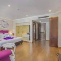 Premium King Room with Balcony and Sea View