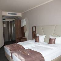 Double or Twin Room with Balcony (2 Adults)