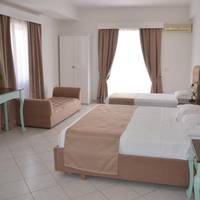 Quadruple Room with Sea View