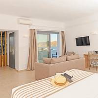 Deluxe Suite with Sea View