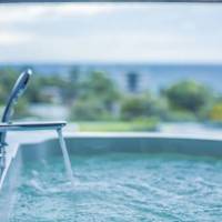 SIS-Double or Twin with Spa Bath & Partial Sea View