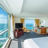 Executive Deluxe Double Room Oceanfront