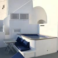 Premium Cave Villa with Outdoor Plunge Pool and Caldera View
