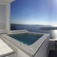 Private Suite with Outdoor Dip Pool