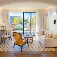 Junior Suite with Pool View