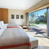Three Bedroom Pool Villa with Skyline View