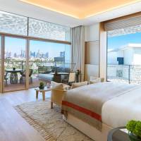 Deluxe King Guest Room with Beach View