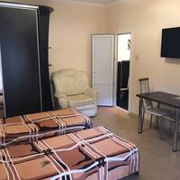 Economy Triple Room