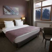 King Room with Mountain View