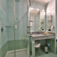 Comfort Queen Room