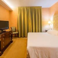 King Family Suite with Sofa Bed