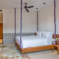Luxury Patio Room King Bed