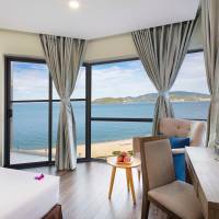 Family Room with Balcony and Sea View