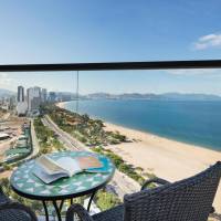 Suite with Balcony and Sea View