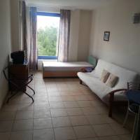 One-Bedroom Apartment (4 Adults)