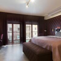 Large Double Room with City View