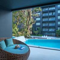 Deluxe Private Outdoor Whirlpool