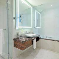 Club Twin Room