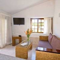 One-Bedroom Bungalow