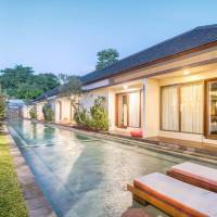 Lagoon Villa
