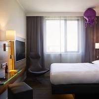 Moxy Sleeper, Guest room, 1 Queen