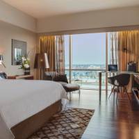 Grand Room King Bed