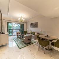 One-Bedroom Family Suite with Pool Access