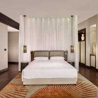 Superior King Room - Club Access 