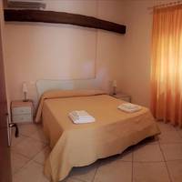 Two-Bedroom Apartment (6 Adults)