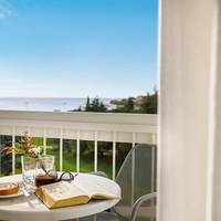 Double or Twin Room with Seaside Balcony