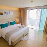 Deluxe Double or Twin Room with Sea View