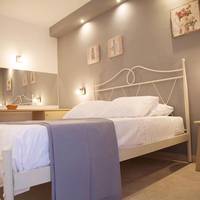 Double Room with Partial Sea View