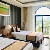 Deluxe Room with Balcony