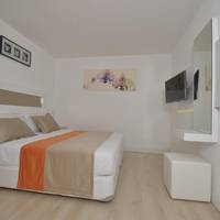 Basement Suite with Terrace