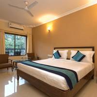 Deluxe Room with Pool View