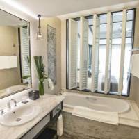 Deluxe Double Room with balcony and Garden View