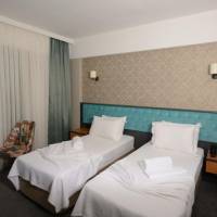 Standard Double Room with Two Single Beds