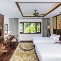 Four-Bedroom Villa with Garden View - Top Floor