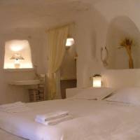 Honeymoon Suite