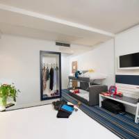 Family Room (2 Adults + 2 Children)